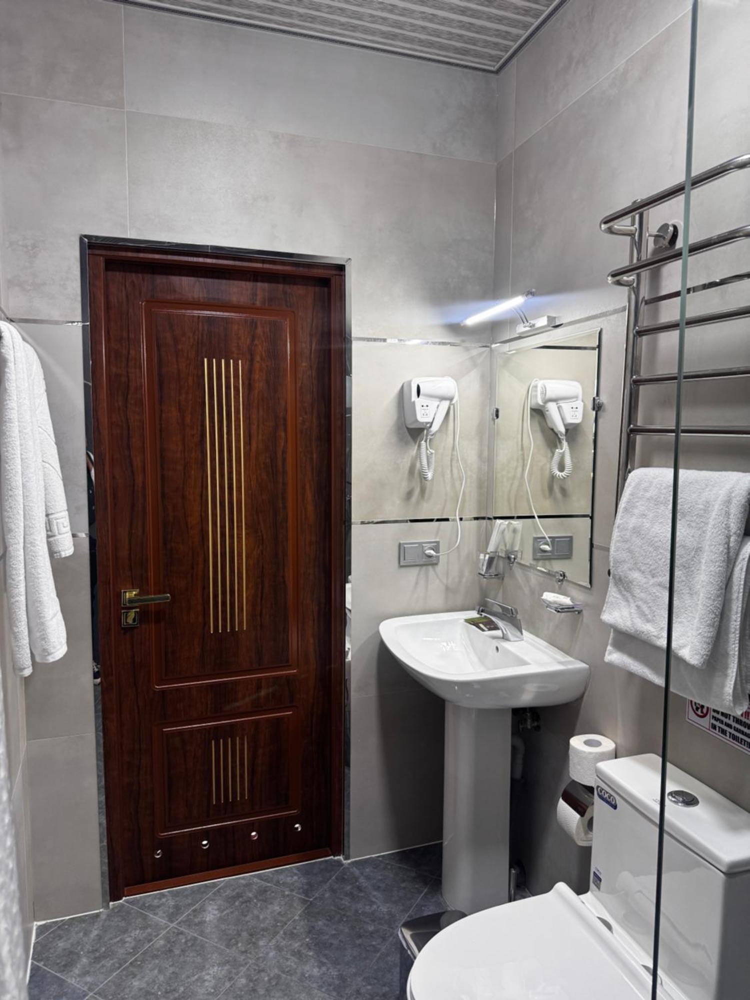 Salomat Guest House Samarkand Buitenkant foto