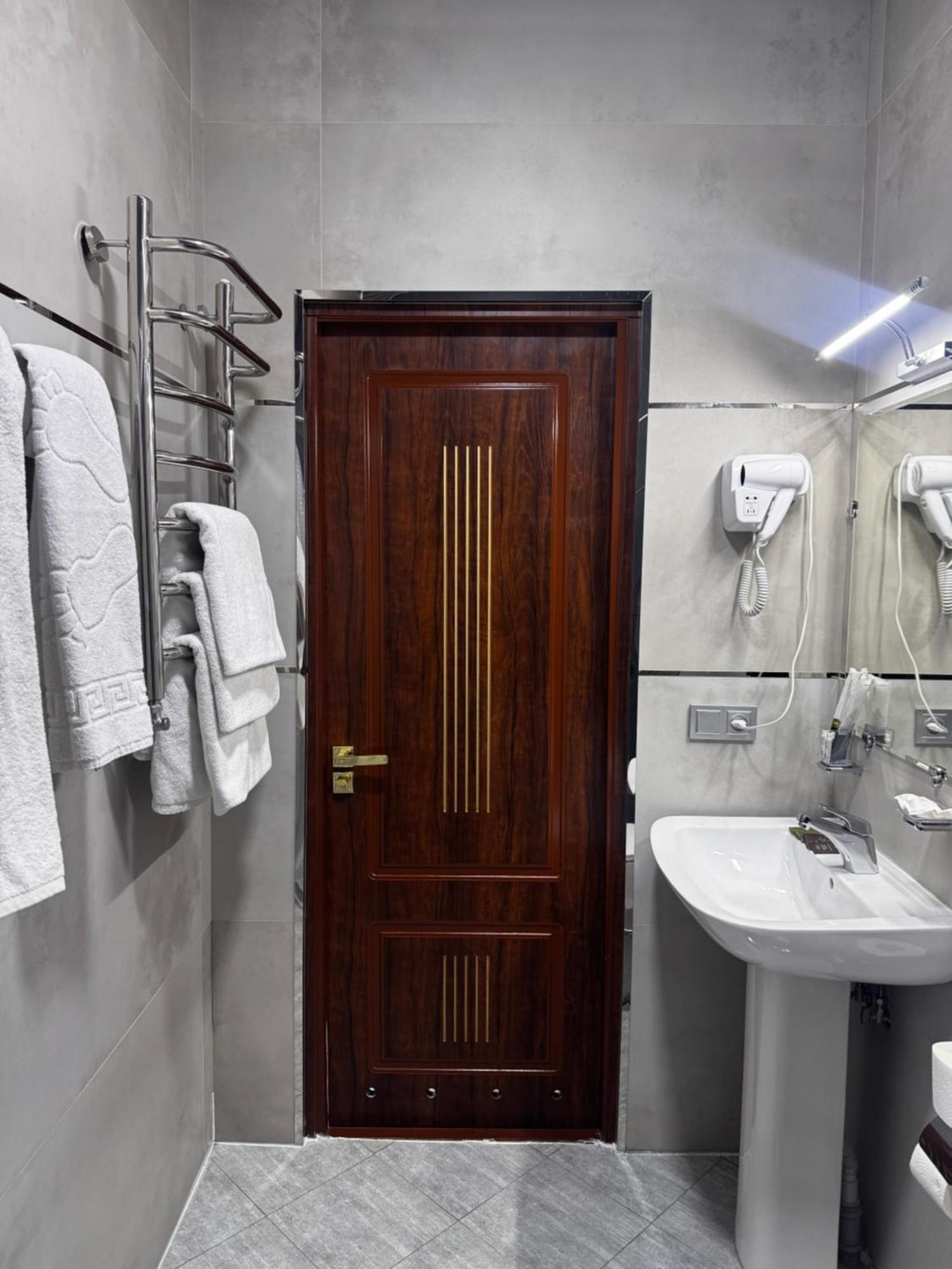 Salomat Guest House Samarkand Buitenkant foto